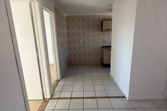 Sala de apartamento à venda com 2 quartos, 42m² em Rubem Berta, Porto Alegre