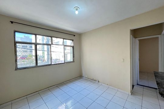 Sala de apartamento à venda com 2 quartos, 48m² em Todos Os Santos, Rio de Janeiro