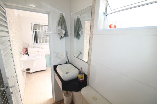 Área de Serviço - Banheiro de casa à venda com 2 quartos, 145m² em Vila Nova Cachoeirinha, São Paulo