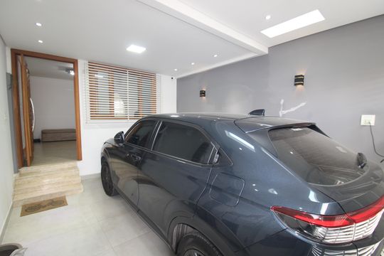 Garagem de casa à venda com 2 quartos, 145m² em Vila Nova Cachoeirinha, São Paulo