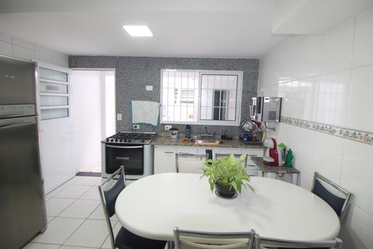 Cozinha de casa à venda com 2 quartos, 145m² em Vila Nova Cachoeirinha, São Paulo