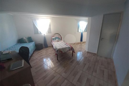 Casa à venda com 3 quartos, 103m² em Cidade Dutra, São Paulo