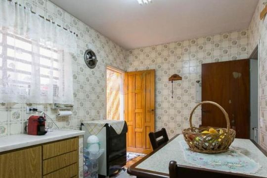 Casa à venda com 2 quartos, 110m² em Vila Carrão, São Paulo