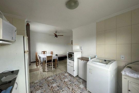 Área de serviço de apartamento para alugar com 3 quartos, 73m² em Lorenzi, Cachoeirinha