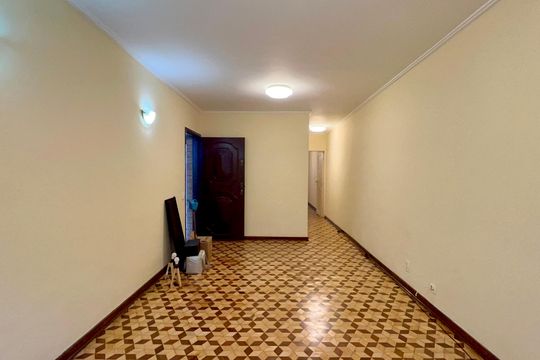 Sala de casa à venda com 3 quartos, 186m² em Alto de Pinheiros, São Paulo