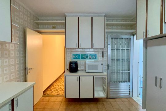 Cozinha de casa à venda com 3 quartos, 186m² em Alto de Pinheiros, São Paulo