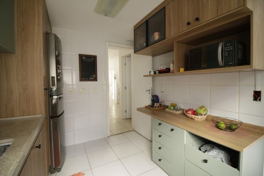 Cozinha de casa de condomínio para alugar com 4 quartos, 120m² em Freguesia (jacarepaguá), Rio de Janeiro