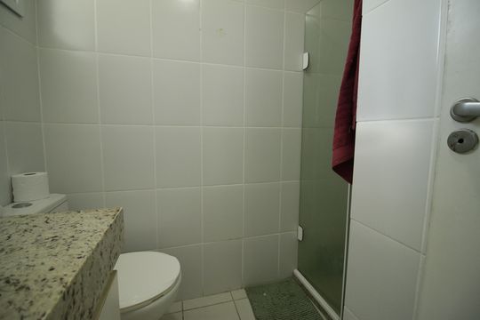 Banheiro da Suíte 3 de casa de condomínio para alugar com 4 quartos, 120m² em Freguesia (jacarepaguá), Rio de Janeiro