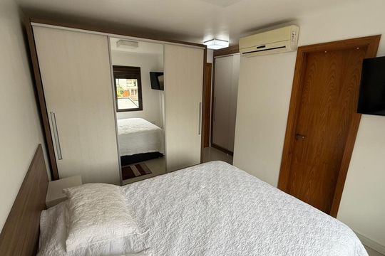 Quarto 2 de apartamento à venda com 2 quartos, 99m² em Partenon, Porto Alegre