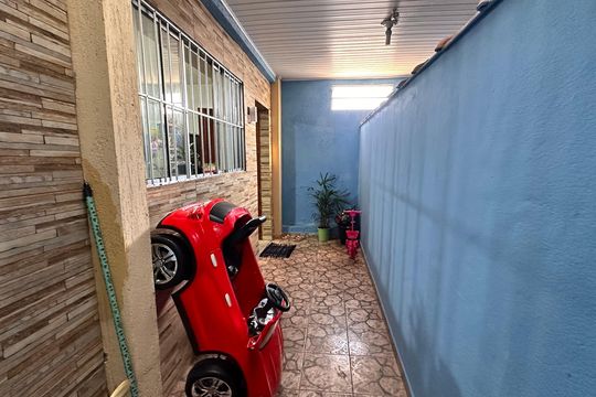Casa à venda com 1 quarto, 250m² em Jardim Casablanca, São Paulo