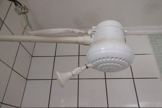 Banheiro  de apartamento para alugar com 2 quartos, 50m² em Ipiranga, Ribeirão Preto