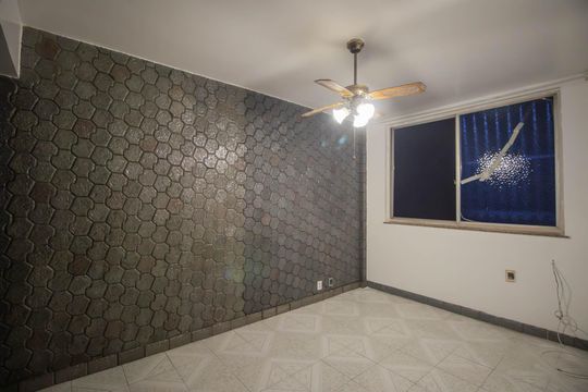 Sala de apartamento para alugar com 2 quartos, 120m² em Parada Quarenta, São Gonçalo