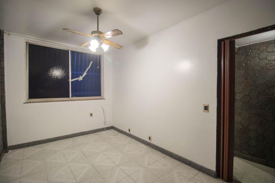 Sala de apartamento para alugar com 2 quartos, 120m² em Parada Quarenta, São Gonçalo
