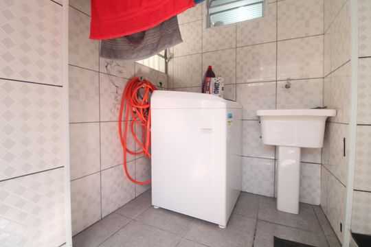 Lavanderia de casa à venda com 2 quartos, 150m² em Conjunto Habitacional Brigadeiro Faria Lima, São Paulo