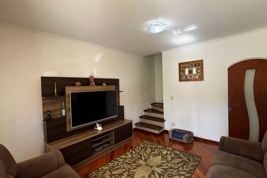 Casa à venda com 3 quartos, 257m² em Parque Capuava, Santo André