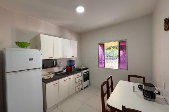 Cozinha de casa para alugar com 1 quarto, 55m² em Guaratiba, Rio de Janeiro
