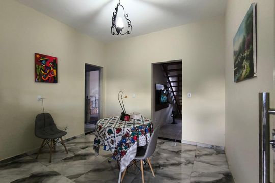Casa à venda com 4 quartos, 303m² em Floramar, Belo Horizonte