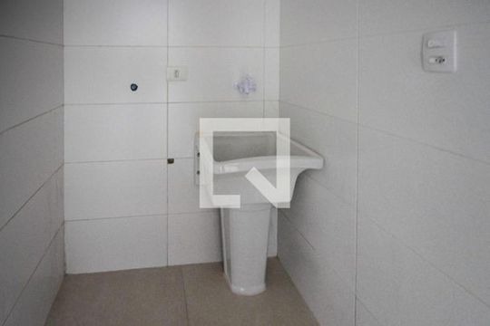Casa 1 - Área de serviço de casa à venda com 4 quartos, 220m² em Vila Sao Domingos, São Paulo