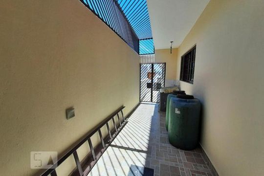 Casa 2 - Área externa de casa à venda com 4 quartos, 220m² em Vila Sao Domingos, São Paulo