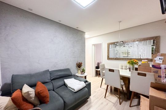 Sala de apartamento à venda com 2 quartos, 48m² em Baeta Neves, São Bernardo do Campo