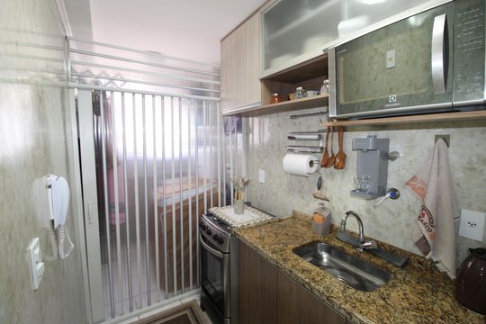 Cozinha de apartamento para alugar com 3 quartos, 70m² em Vila Brasil, São Paulo