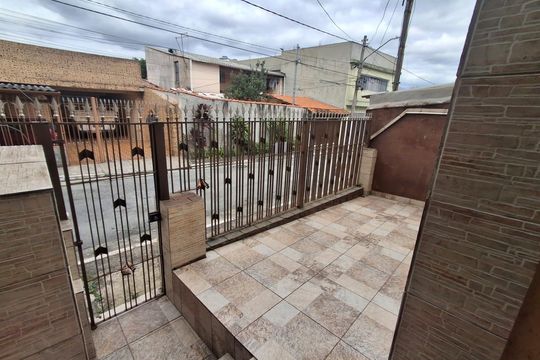 Casa para alugar com 1 quarto, 179m² em Vila Alpina, São Paulo