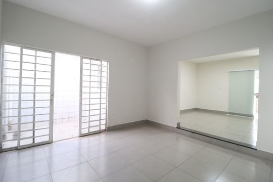 Casa para alugar com 3 quartos, 120m² em Tabajaras, Uberlândia