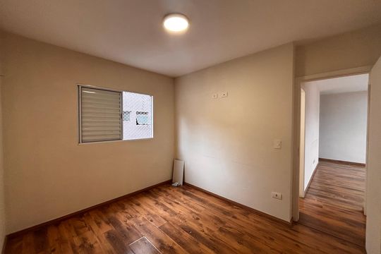 Quarto de apartamento à venda com 2 quartos, 54m² em Chácaras São Luís, Barueri