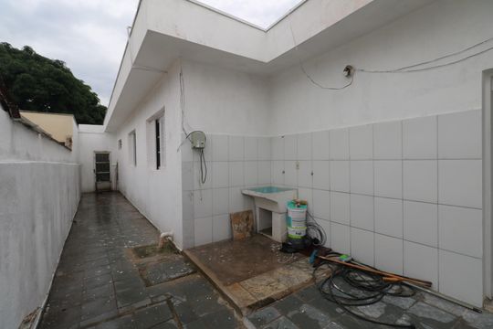 Área de Serviço de casa para alugar com 3 quartos, 450m² em Jardim Sao Caetano, São Caetano do Sul
