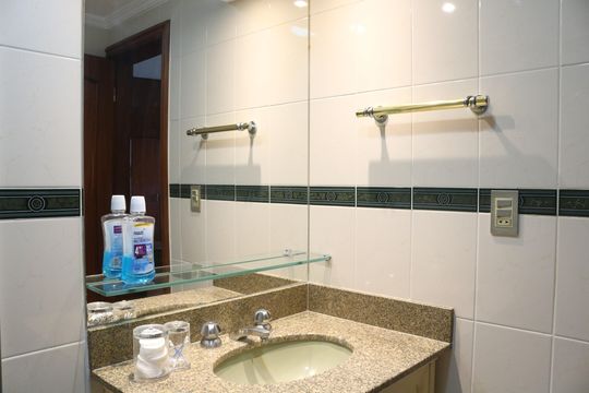 Banheiro 1 de apartamento para alugar com 3 quartos, 130m² em Perdizes, São Paulo