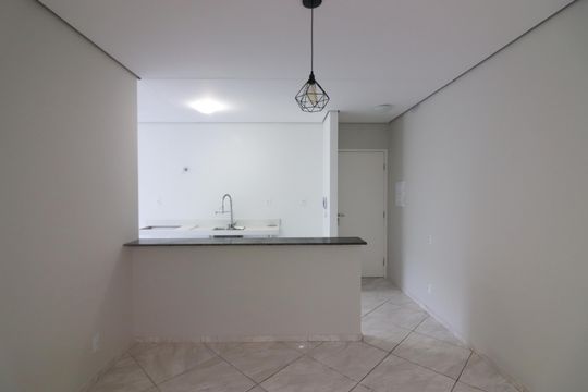 Sala  de apartamento à venda com 3 quartos, 61m² em Jardim Santo André, Santo André