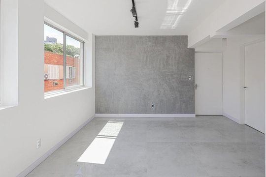 Sala de apartamento para alugar com 1 quarto, 44m² em Mont’Serrat, Porto Alegre