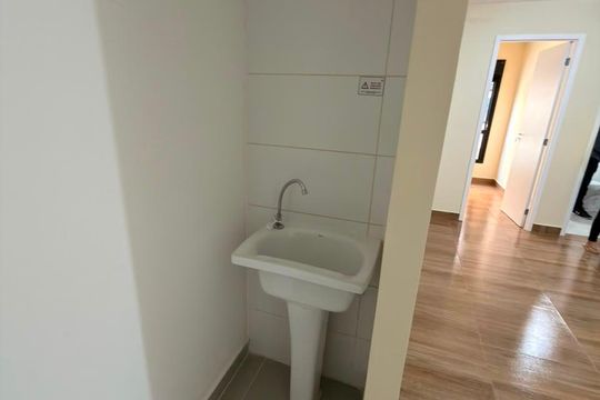 Área de serviço de apartamento para alugar com 1 quarto, 30m² em Lomba do Pinheiro, Porto Alegre