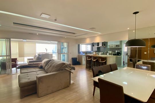 Apartamento à venda com 3 quartos, 155m² em Picanço, Guarulhos
