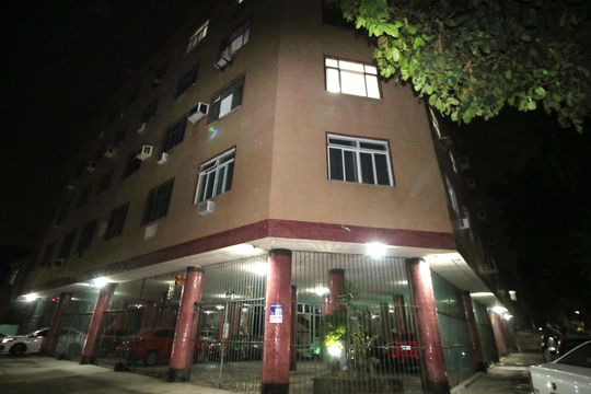 Fachada do Prédio de apartamento à venda com 2 quartos, 72m² em Olaria, Rio de Janeiro