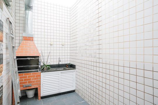 Quintal de casa à venda com 3 quartos, 188m² em Nova Gerti, São Caetano do Sul