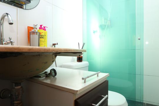 Banheiro de casa à venda com 1 quarto, 75m² em Vila Minerva, São Paulo