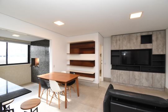 Sala de apartamento à venda com 1 quarto, 61m² em Batel, Curitiba
