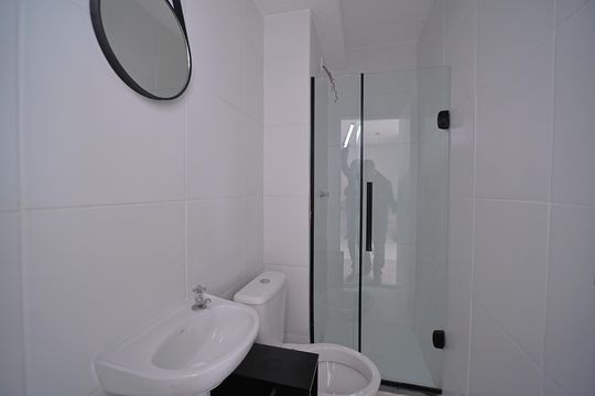 Banheiro de apartamento para alugar com 2 quartos, 33m² em Vila Silvia, São Paulo