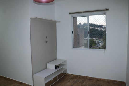 Apartamento para alugar com 2 quartos, 42m² em Petrópolis, Cotia