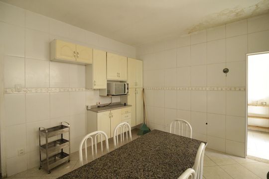 Cozinha de casa para alugar com 7 quartos, 381m² em Freguesia (jacarepaguá), Rio de Janeiro