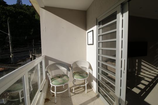 Varanda de casa para alugar com 7 quartos, 381m² em Freguesia (jacarepaguá), Rio de Janeiro