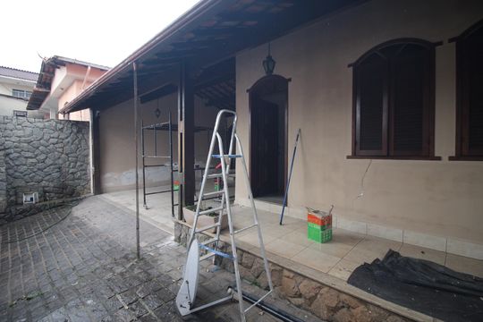 Quintal de casa para alugar com 4 quartos, 314m² em Tirol, Contagem