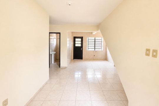Apartamento para alugar com 2 quartos, 50m² em Vila Monte Carlo, Cachoeirinha