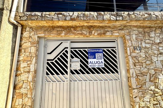 Fachada  de casa à venda com 2 quartos, 90m² em Jardim Ponte Rasa, São Paulo