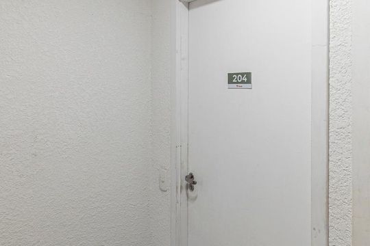 Área comum - Entrada do Imóvel de apartamento para alugar com 2 quartos, 45m² em Brás de Pina, Rio de Janeiro