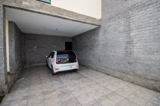 Garagem de casa à venda com 4 quartos, 370m² em Europa, Contagem