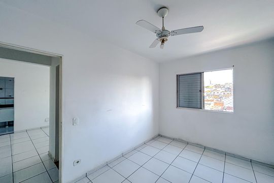 Quarto de apartamento para alugar com 1 quarto, 42m² em Vila Carrão, São Paulo