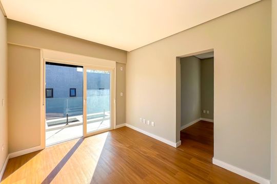 Quarto 2 de casa de condomínio para alugar com 3 quartos, 242m² em Distrito Industrial, Cachoeirinha