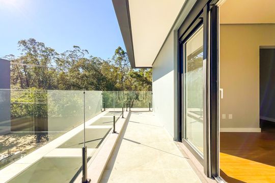 Casa de Condomínio para alugar com 3 quartos, 242m² em Distrito Industrial, Cachoeirinha